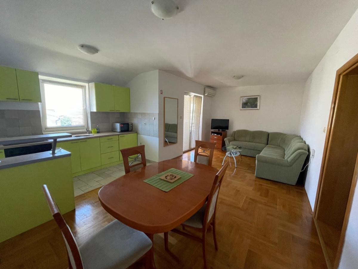 Apartments Dunja Malinska Kültér fotó