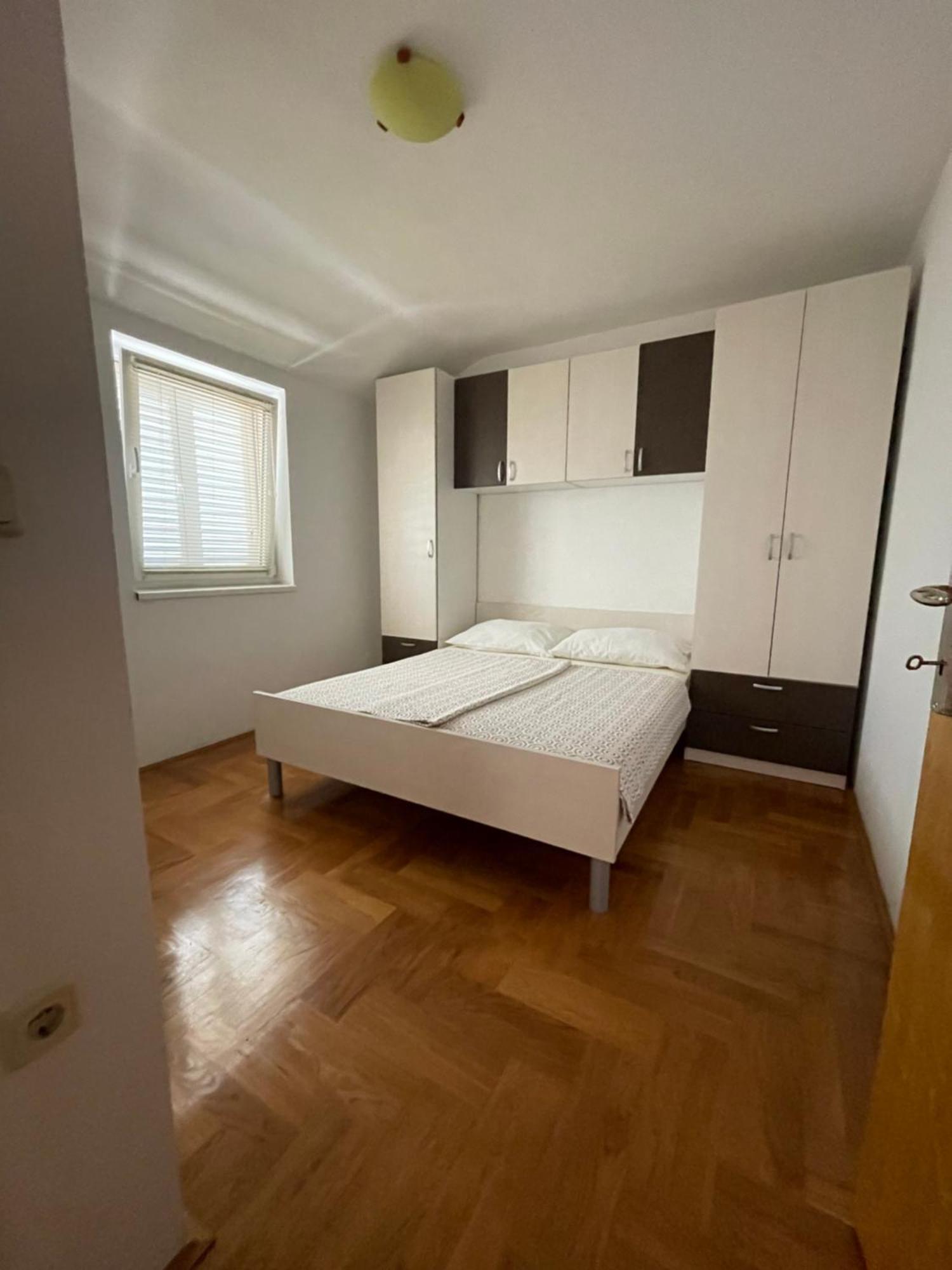 Apartments Dunja Malinska Kültér fotó